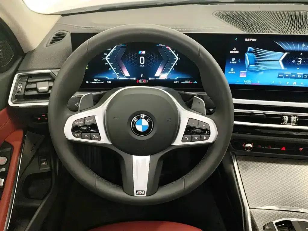 BMW 3 Series 2025 из CN, фото 2