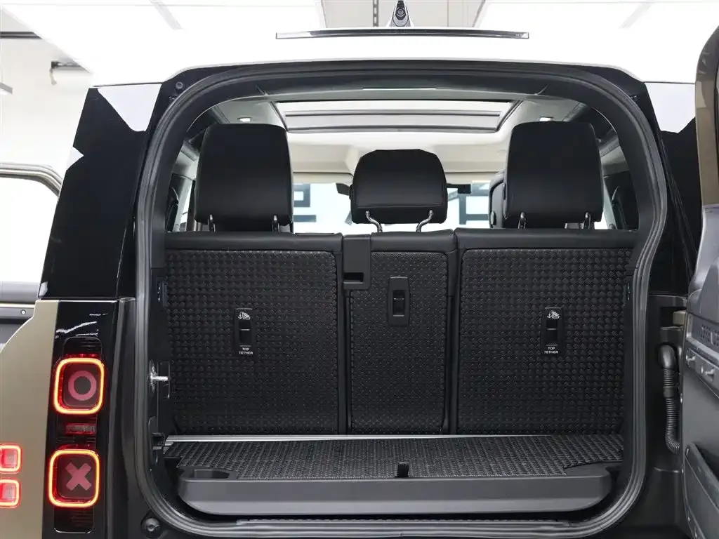 Land Rover Defender 2023 из CN, фото 6