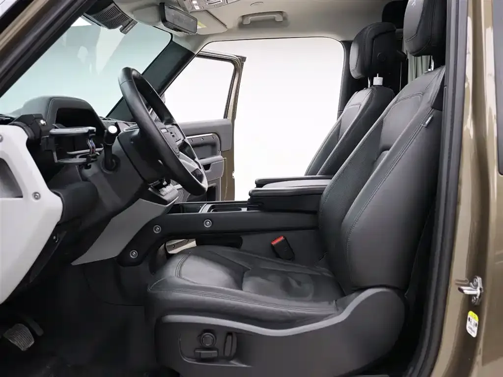 Land Rover Defender 2023 из CN, фото 9