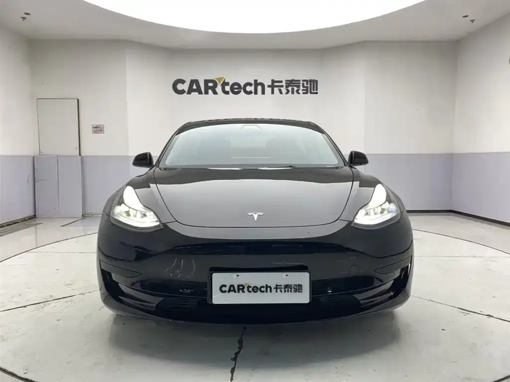 Tesla Model 3 2023 из CN, фото 8
