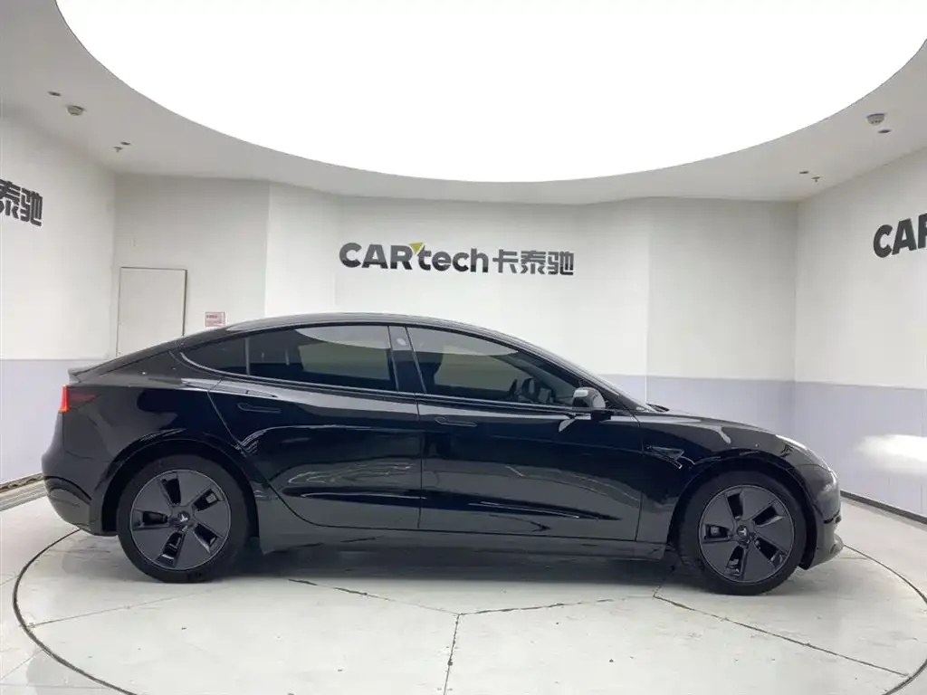 Tesla Model 3 2023 из CN, фото 4