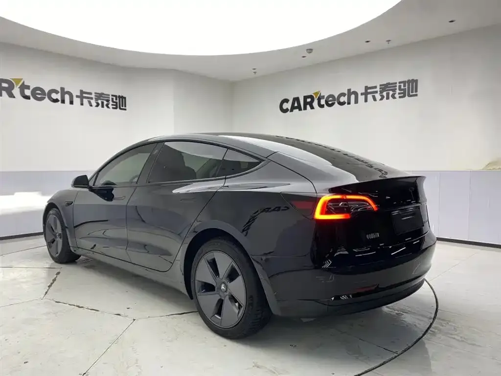 Tesla Model 3 2023 из CN, фото 5