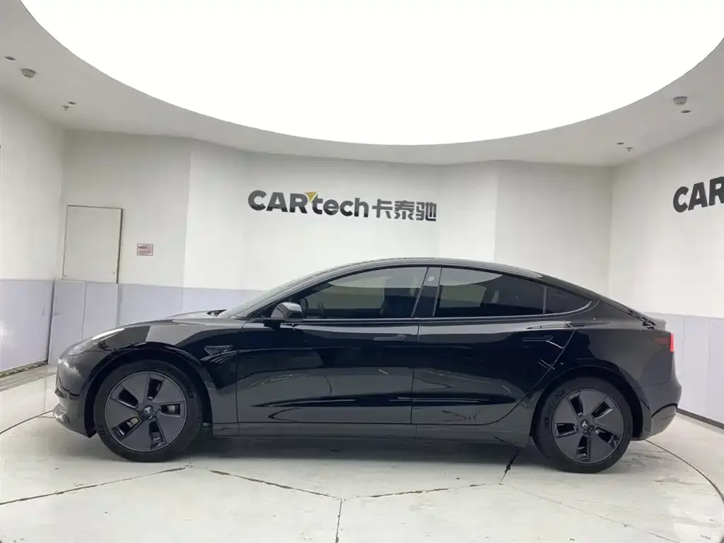 Tesla Model 3 2023 из CN, фото 7