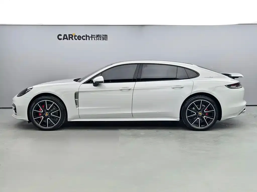 Porsche Panamera 2021 из CN, фото 2