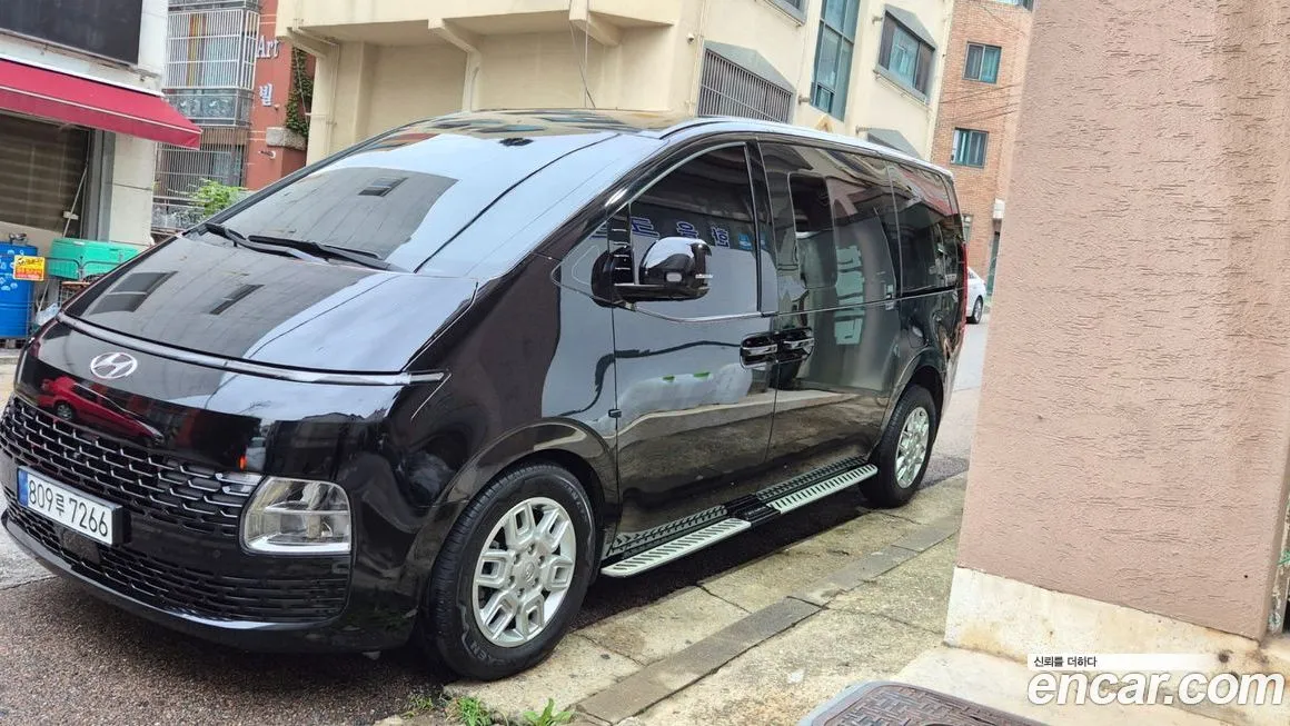 Hyundai Staria 2023 из KR, фото 4