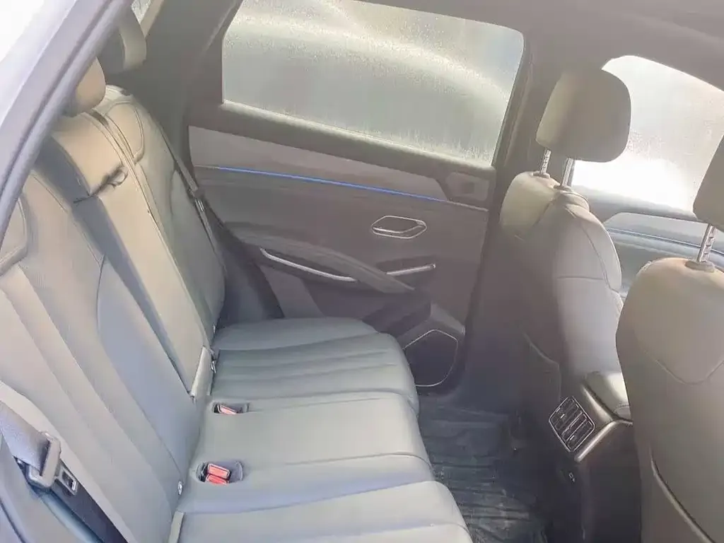 BYD L DM-i 2025 из CN, фото 8