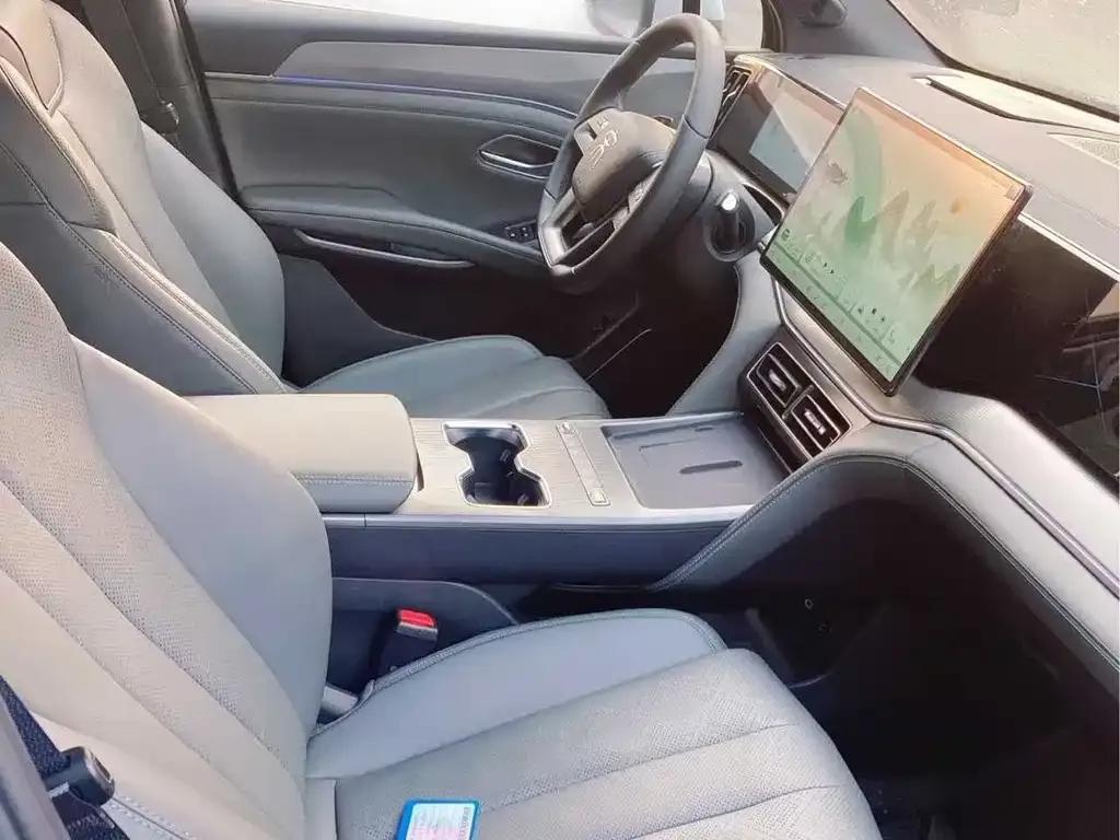 BYD L DM-i 2025 из CN, фото 4