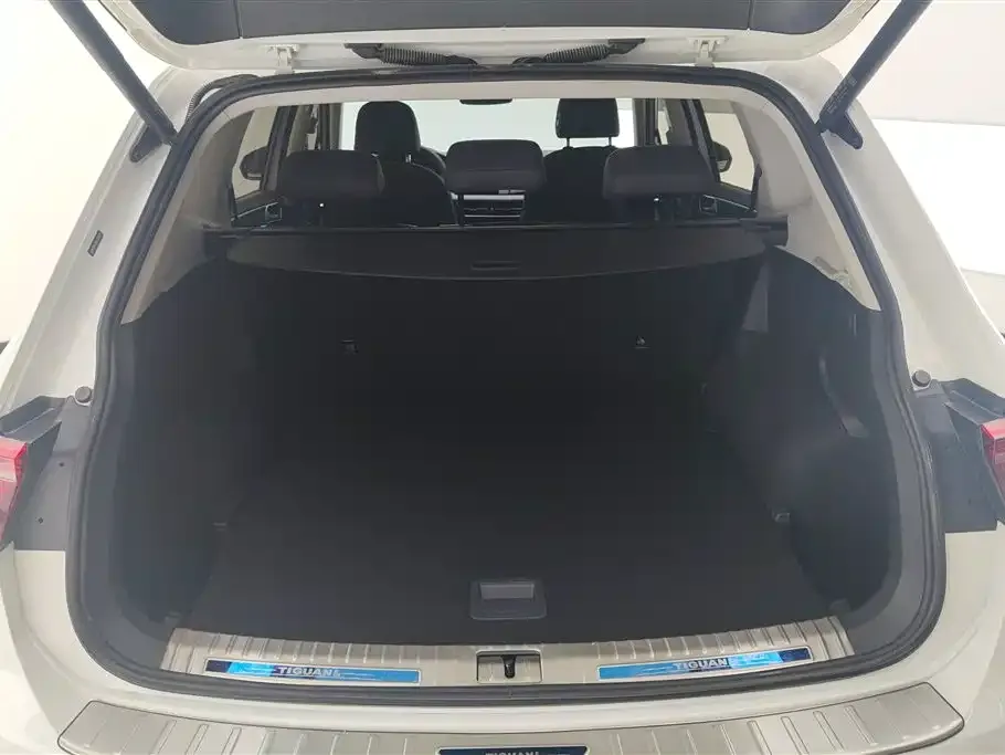 Volkswagen Tiguan L 2022 из CN, фото 9