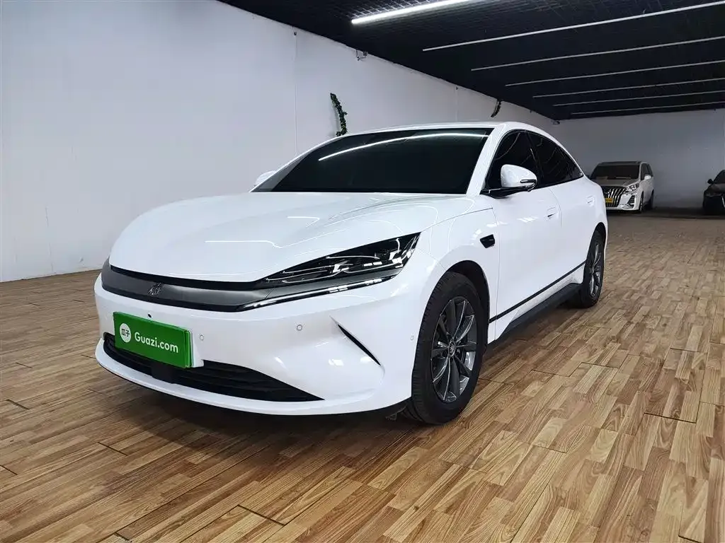 BYD Qin L