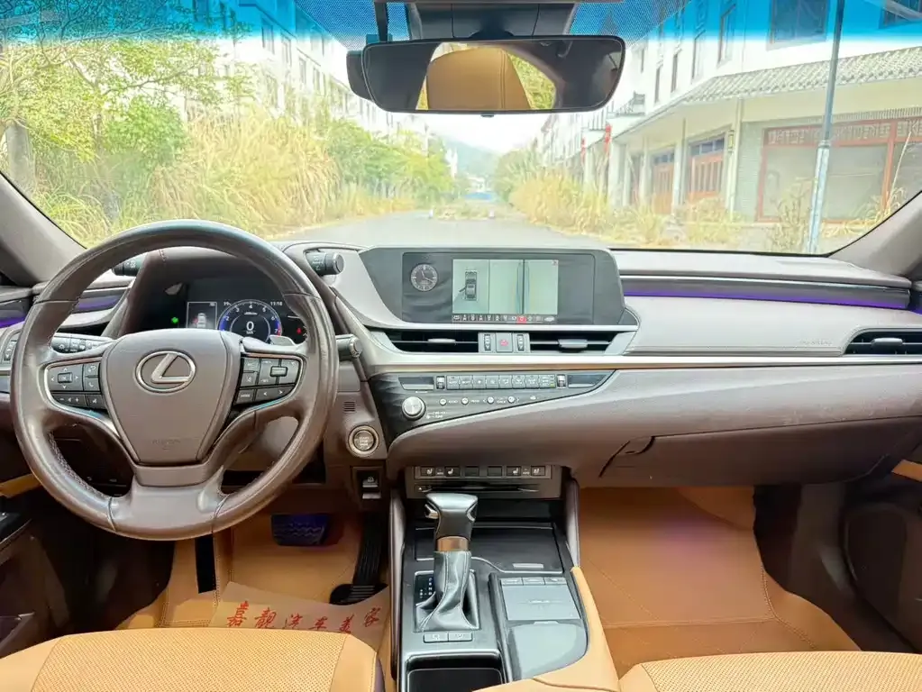 Lexus ES 2021 из CN, фото 2