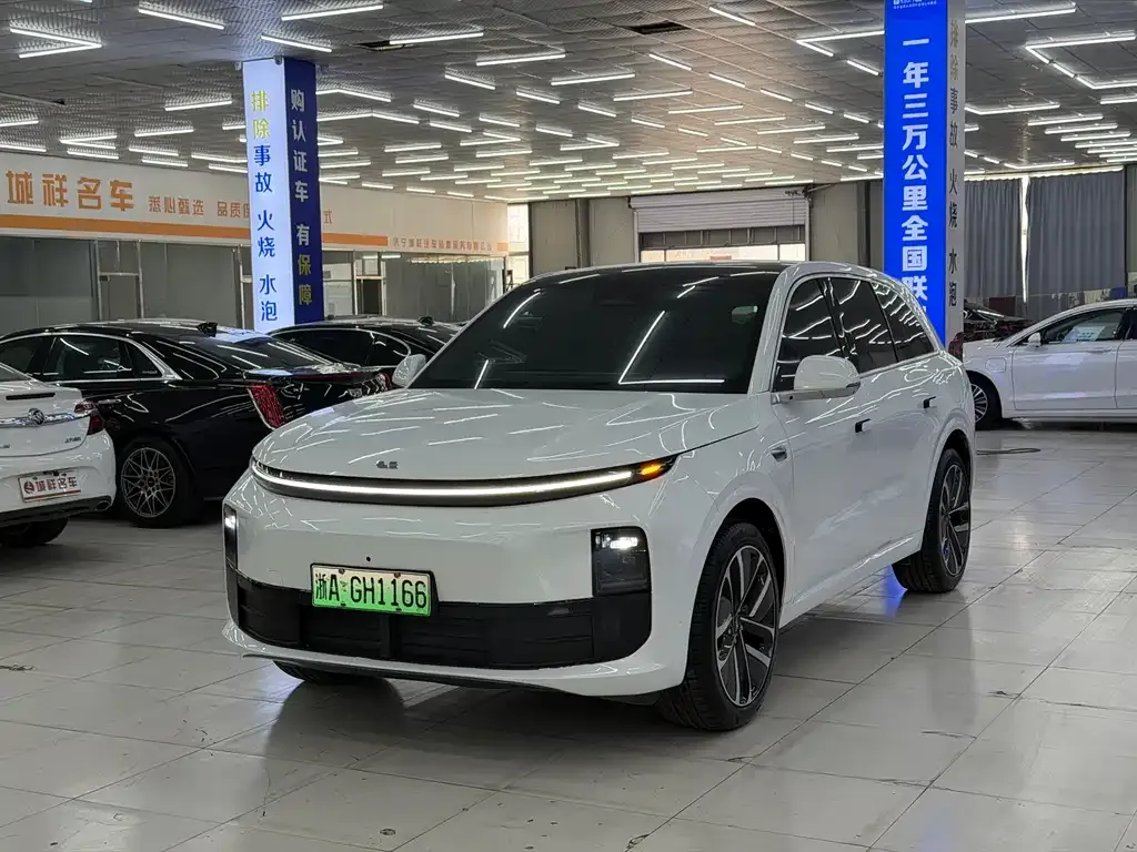 Li Auto L6