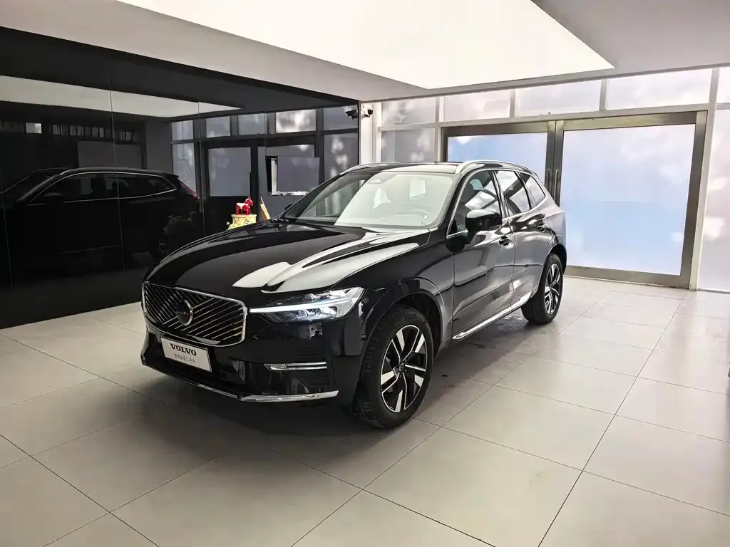 Volvo XC60 2025 из CN, фото 1