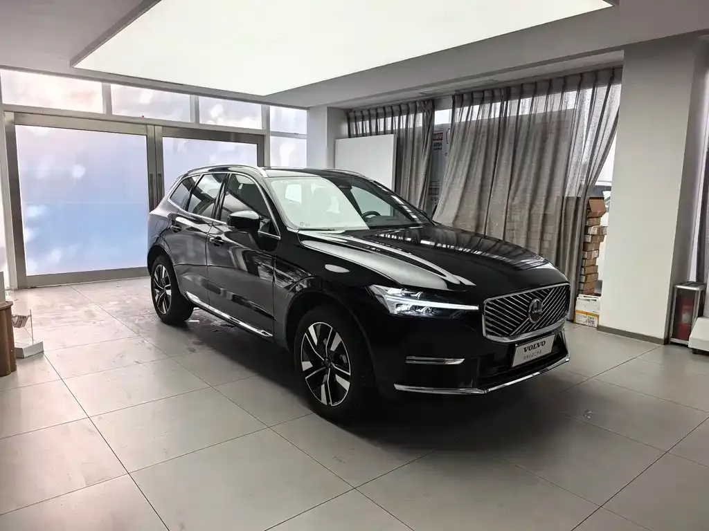 Volvo XC60 2025 из CN, фото 4