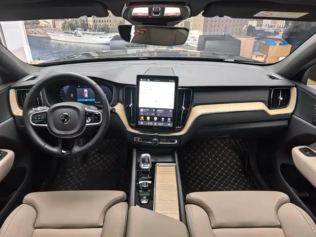 Volvo XC60 2025 из CN, фото 9