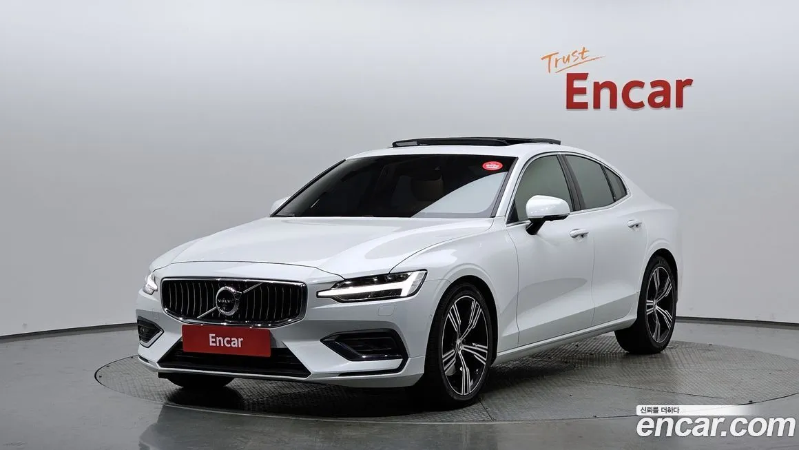 Volvo S60 2021 из KR, фото 1