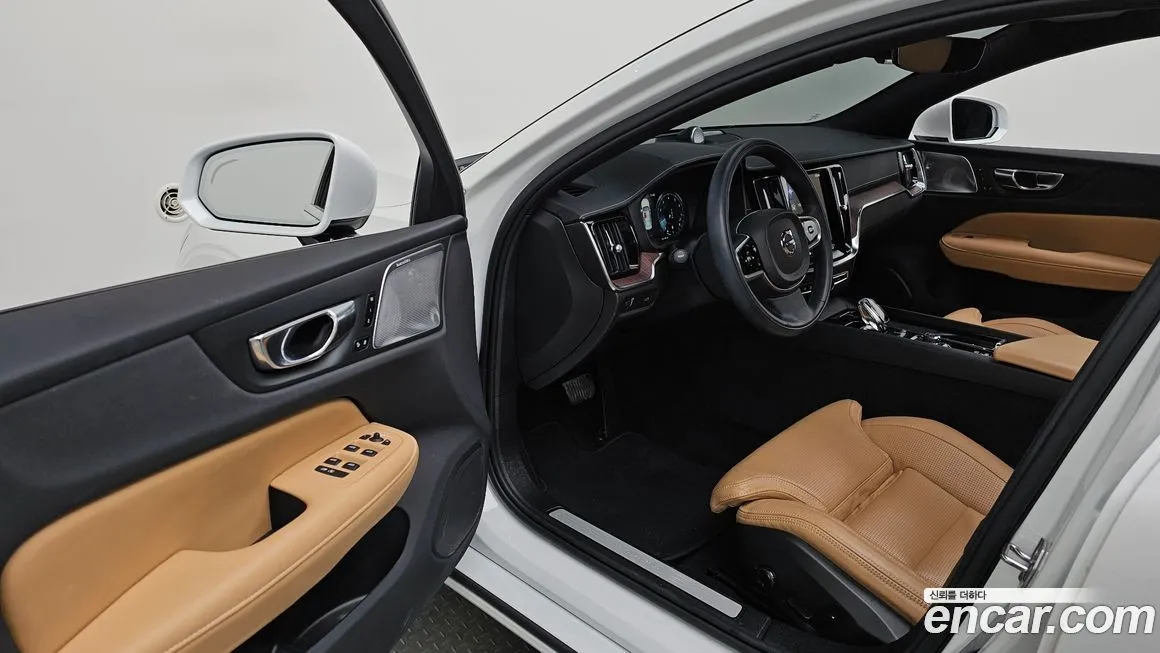 Volvo S60 2021 из KR, фото 9