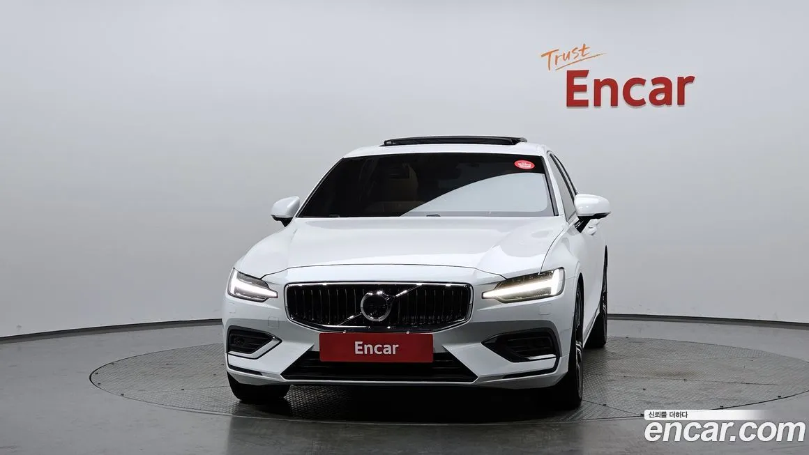 Volvo S60 2021 из KR, фото 4