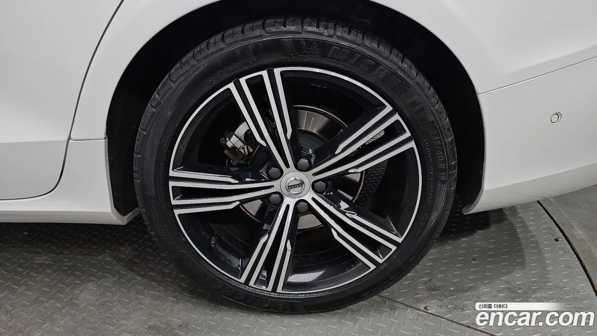 Volvo S60 2021 из KR, фото 6