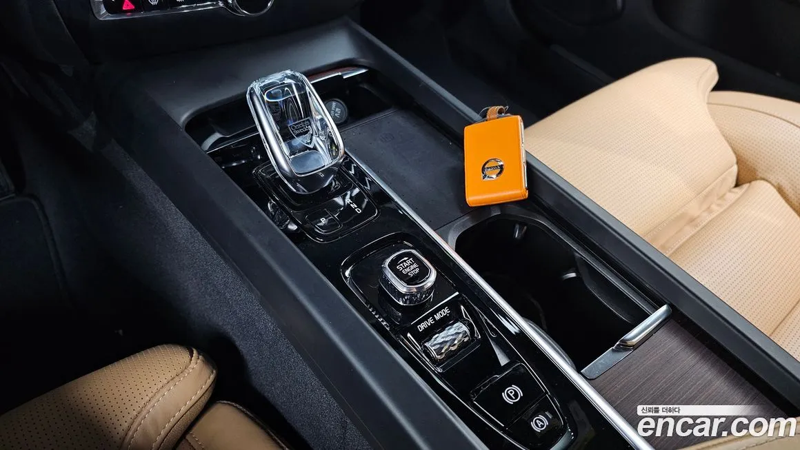 Volvo S60 2021 из KR, фото 2