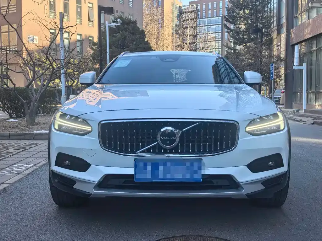 Volvo V90 2023 из CN, фото 7