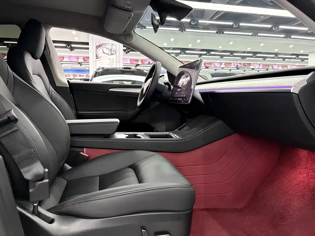 Tesla Model Y 2024 из CN, фото 9