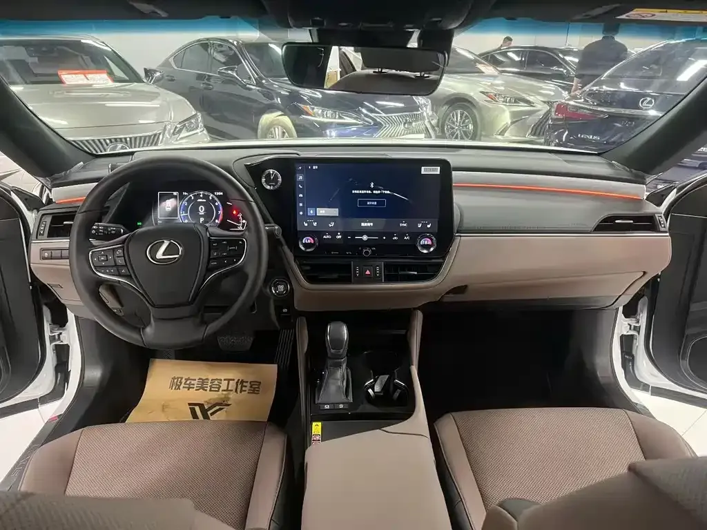 Lexus ES 2025 из CN, фото 6