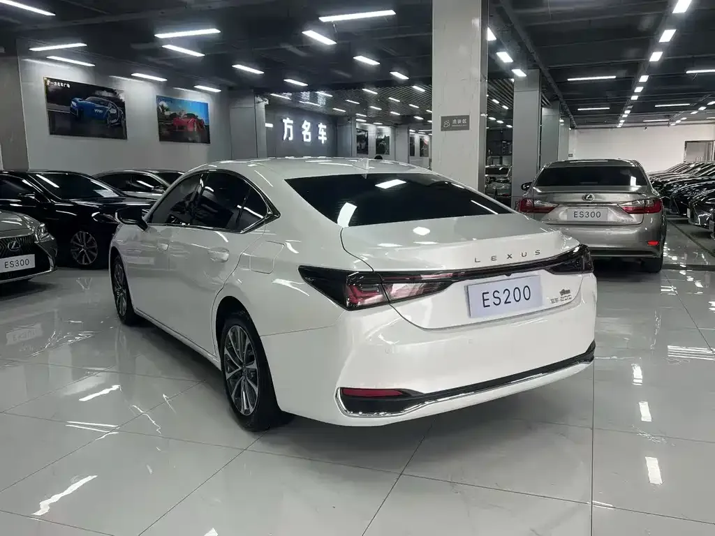 Lexus ES 2025 из CN, фото 7