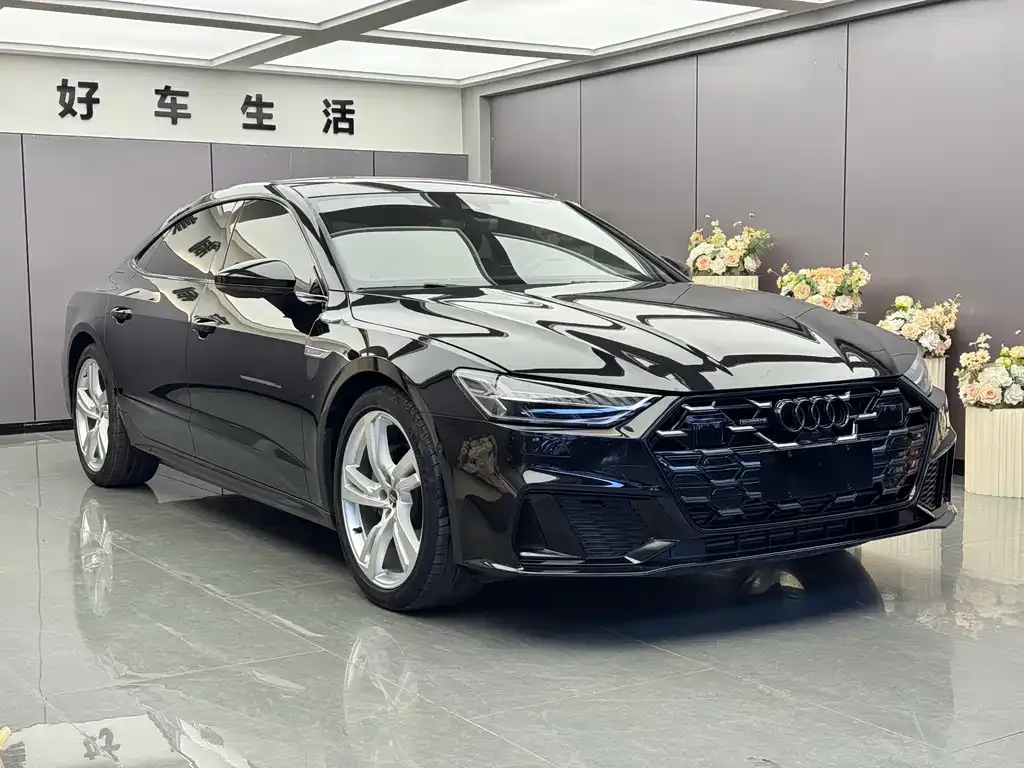 Audi A7L 2022 из CN, фото 4