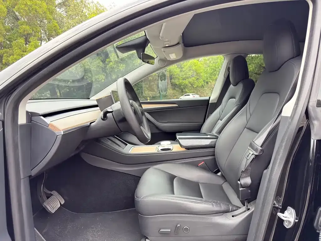 Tesla Model Y 2022 из CN, фото 8