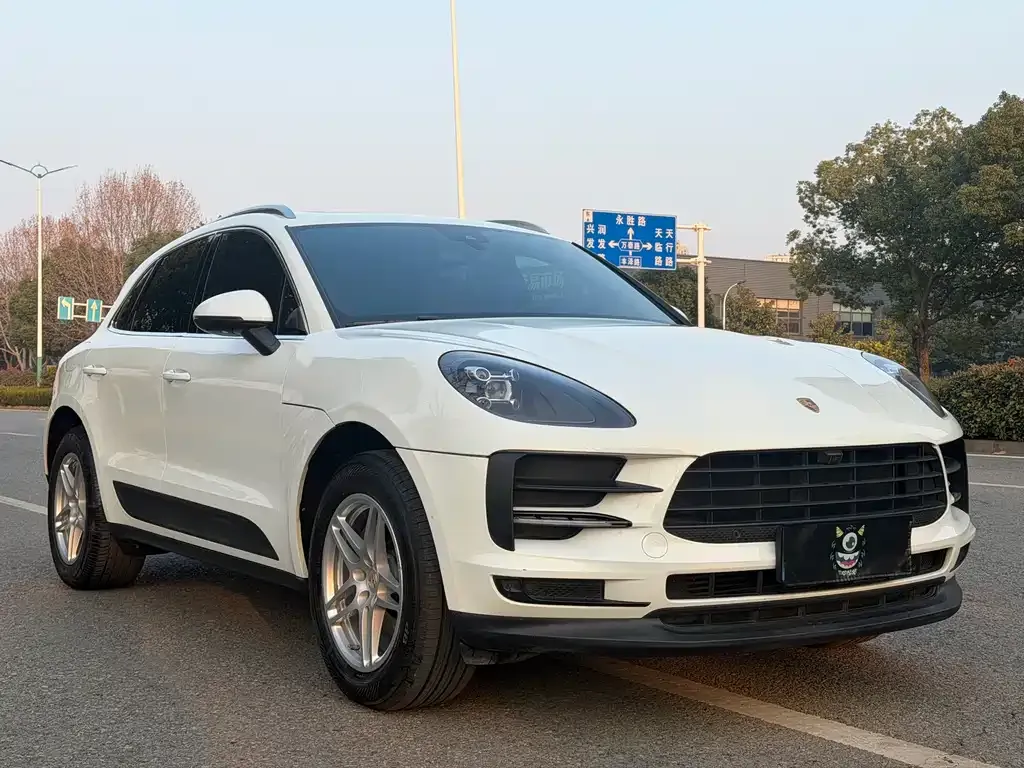 Porsche Macan — фото 3