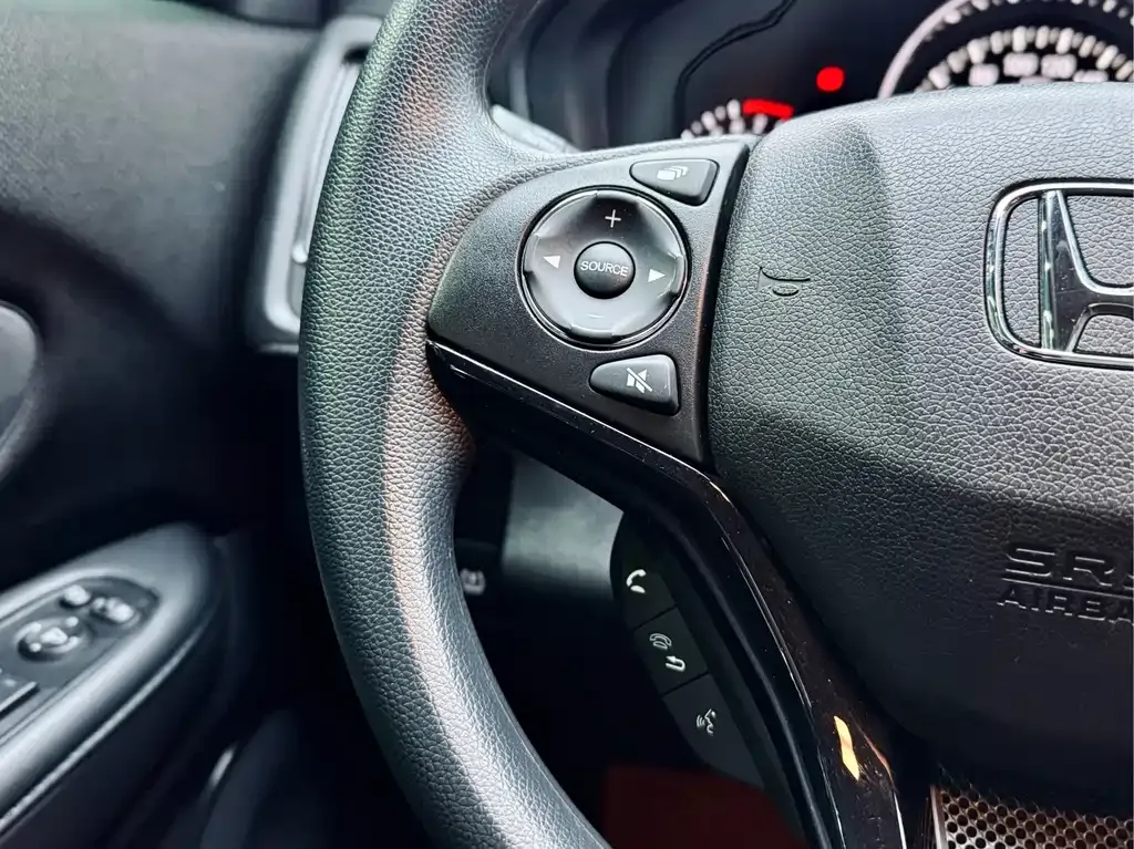 Honda Vezel 2021 из CN, фото 8