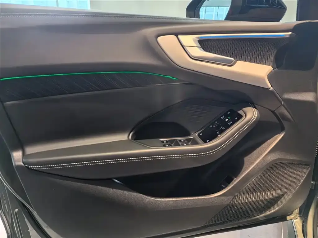 Audi A5L 2025 из CN, фото 8