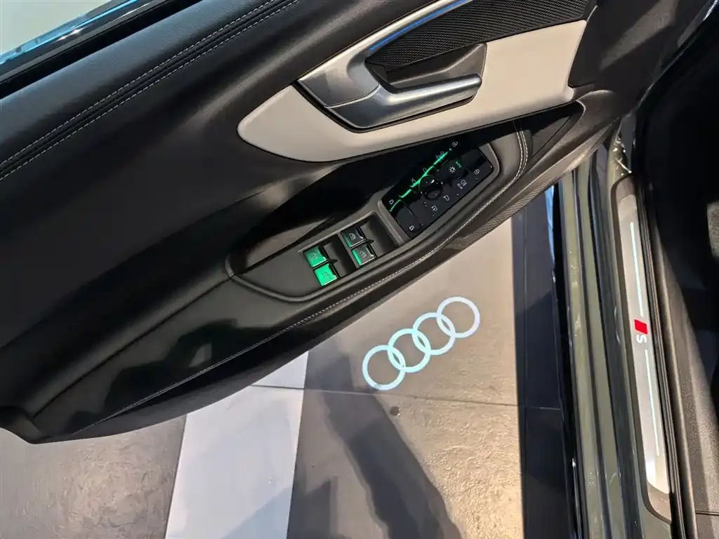 Audi A5L 2025 из CN, фото 4
