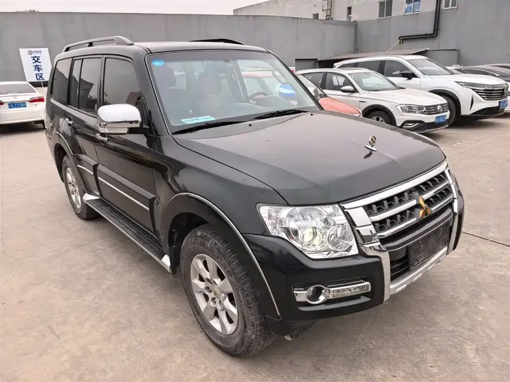 Mitsubishi Pajero (Import) 2022 из CN, фото 8