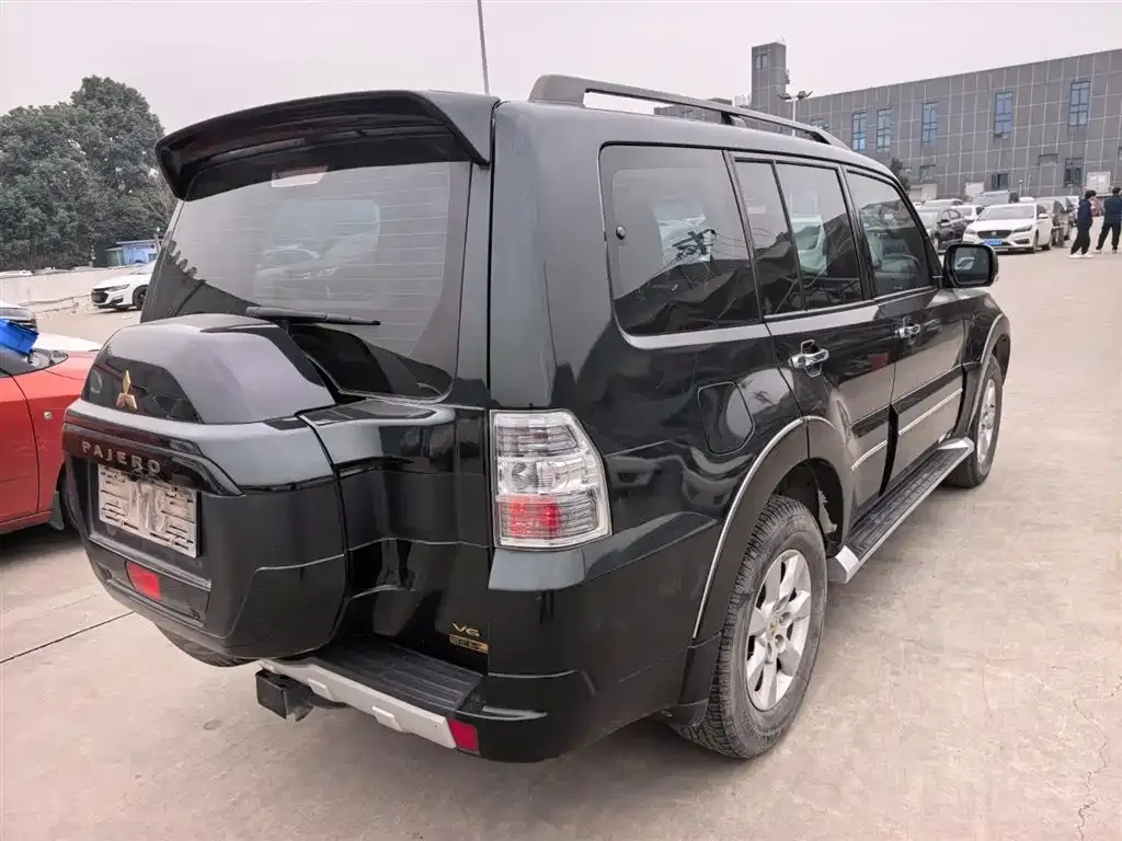 Mitsubishi Pajero (Import) 2022 из CN, фото 10