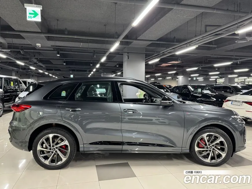 Audi Q5 2025 из KR, фото 7