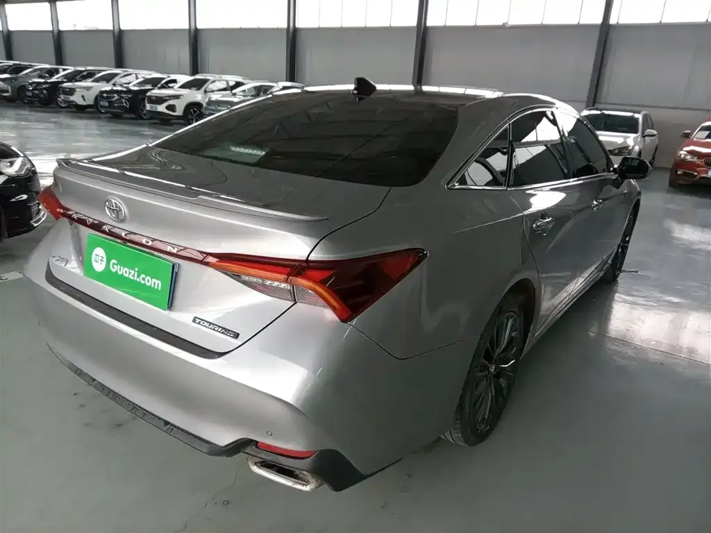 Toyota Avalon 2021 из CN, фото 9