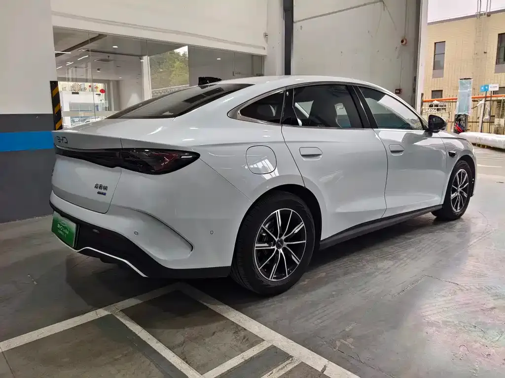 BYD Seal 06 — фото 10