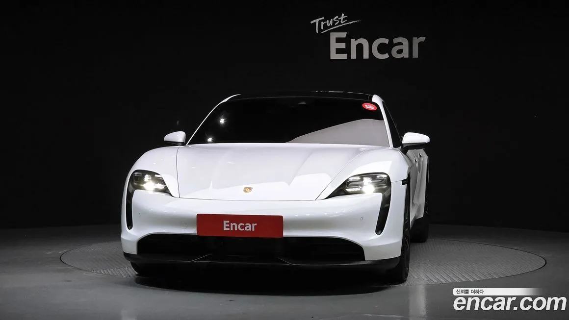 Porsche Taycan 2022 из KR, фото 5