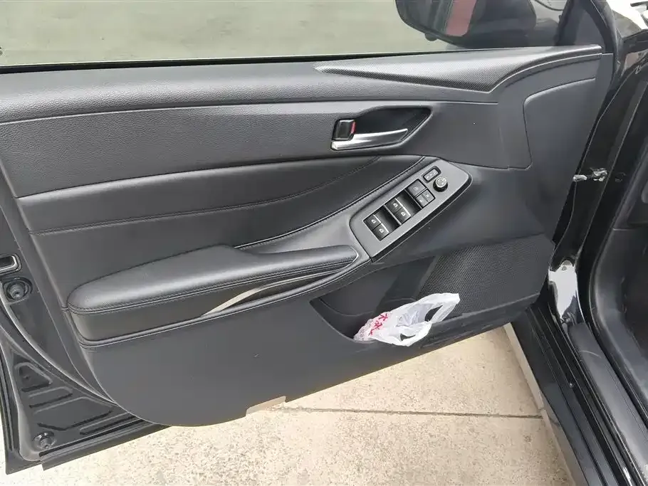 Toyota Avalon 2022 из CN, фото 8