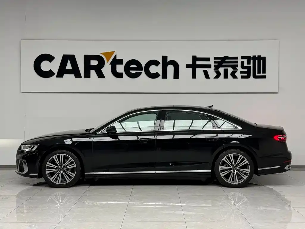 Audi A8 2024 из CN, фото 3