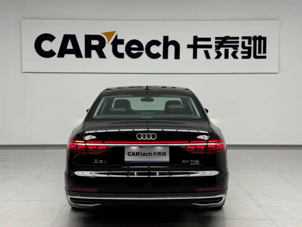 Audi A8 2024 из CN, фото 2