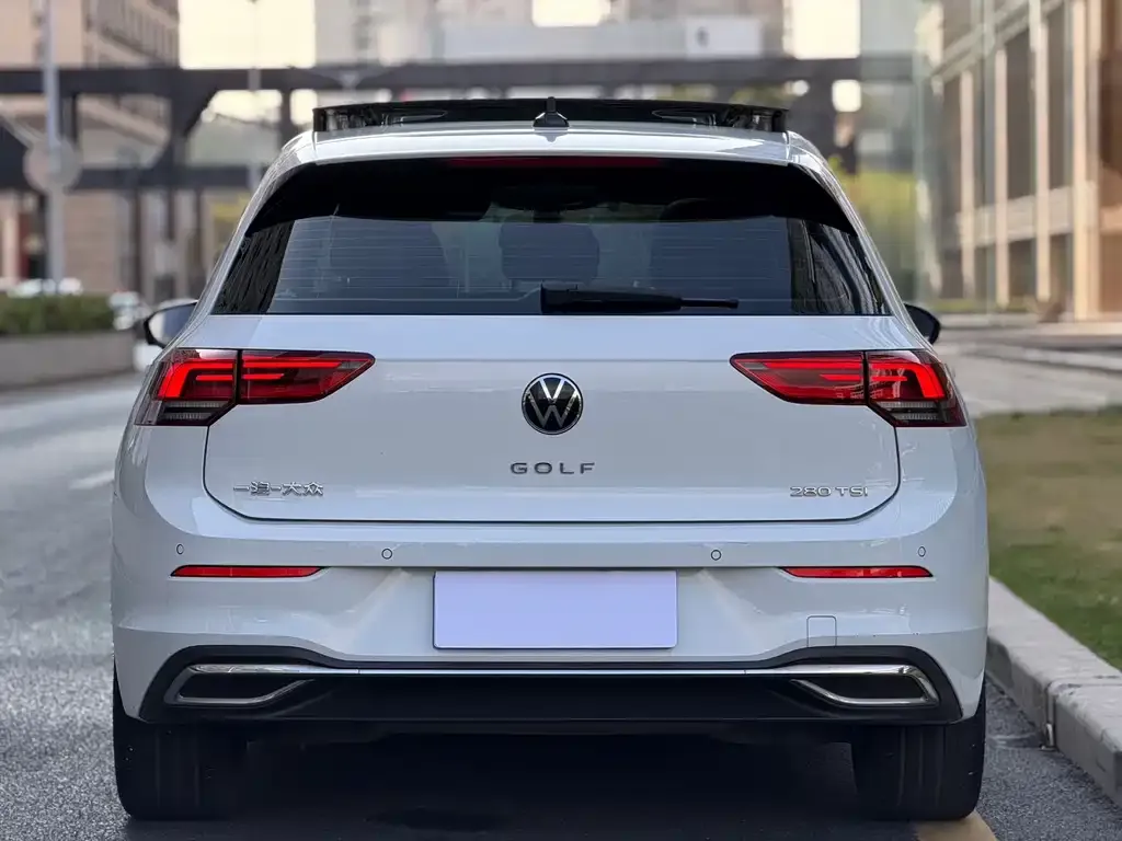 Volkswagen Golf 2021 из CN, фото 3