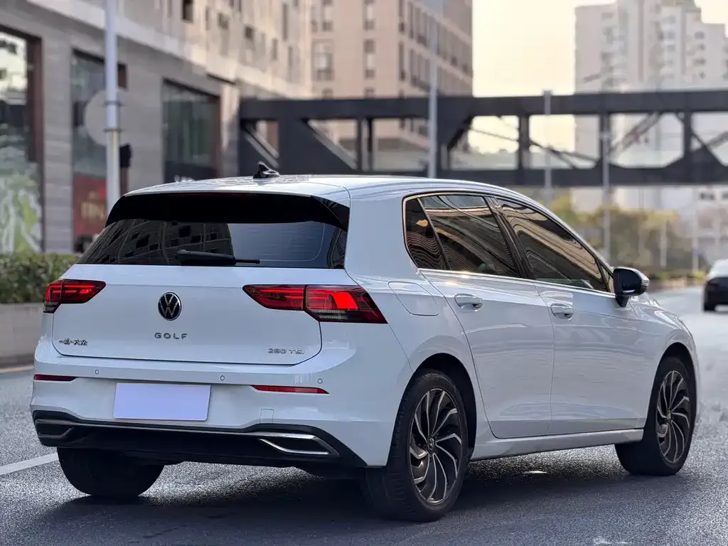 Volkswagen Golf 2021 из CN, фото 7