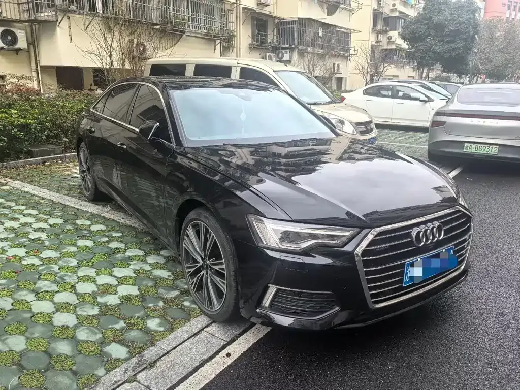 Audi A6L 2022 из CN, фото 3