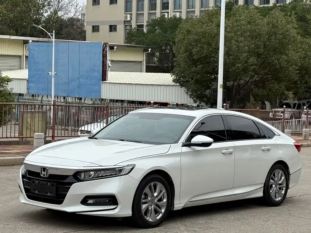Honda Accord 2021 из CN, фото 1