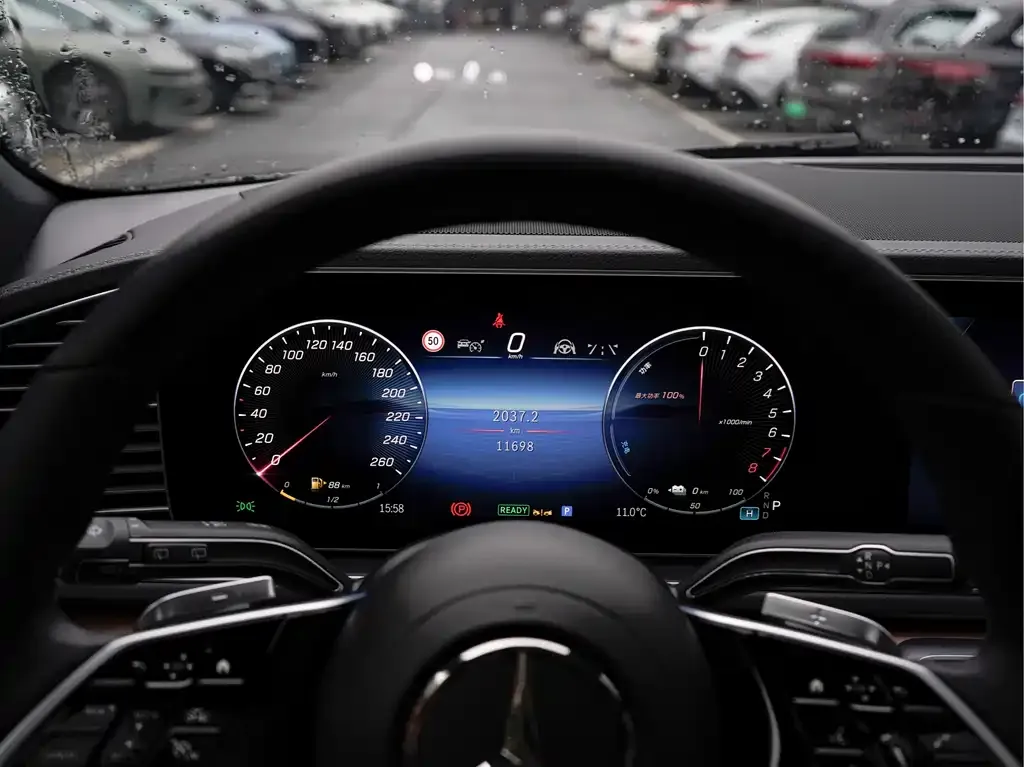 Mercedes-Benz GLE New Energy — фото 3