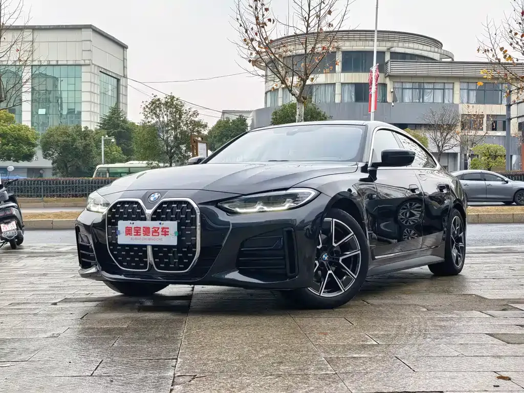 BMW 4 Series — фото 1