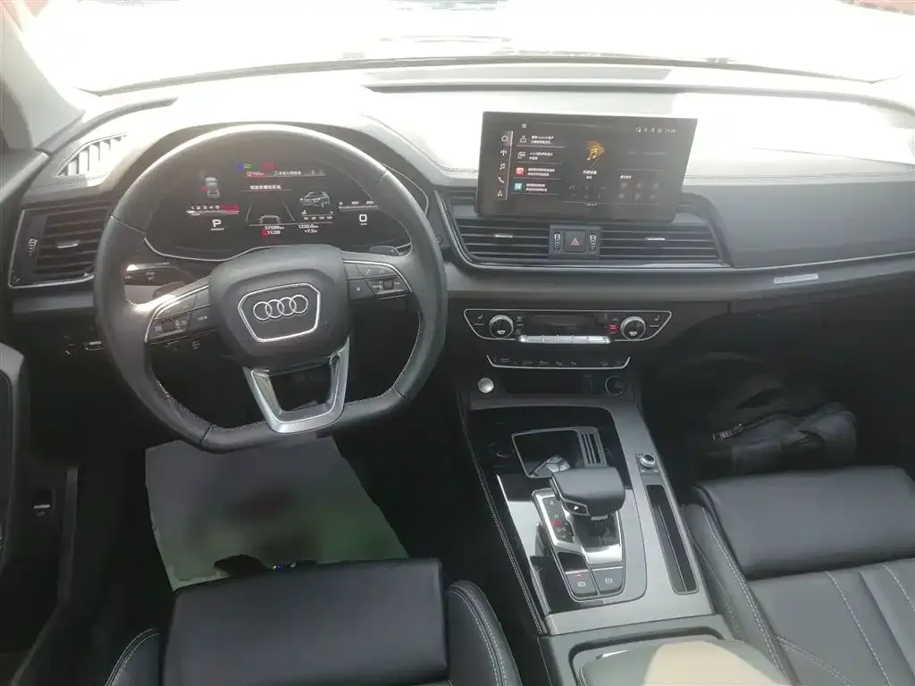 Audi Q5L 2022 из CN, фото 4