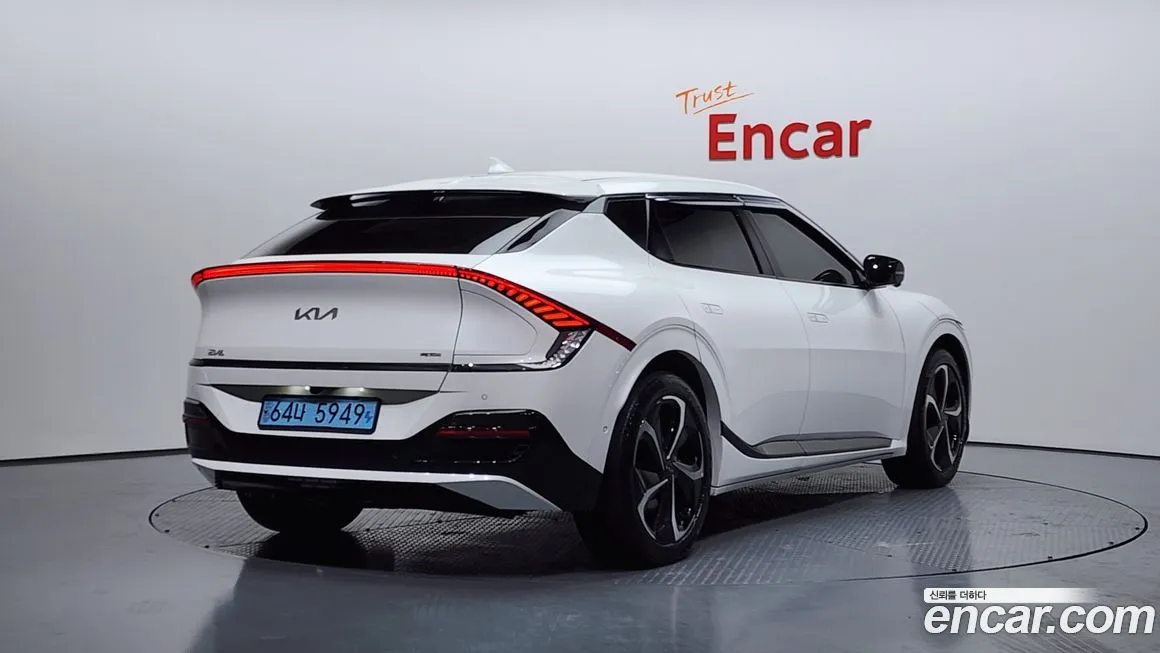 Kia EV6 — фото 3
